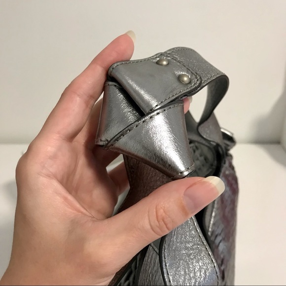 Authentic ⭐️ JIMMY CHOO ⭐️ Woman’s Silver / Metallic Leather Hobo Shoulder Bag - Picture 11 of 17